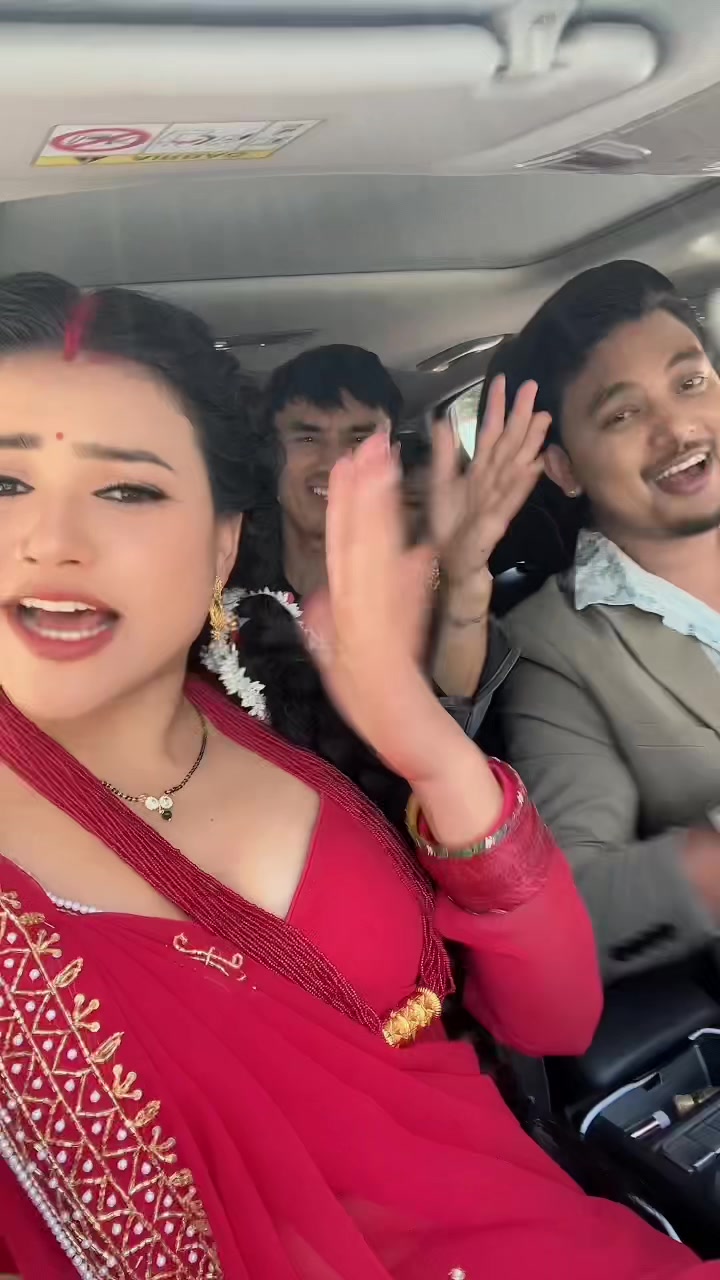 @Tika jaisi 🧿 राधे राधे 🦚🙏