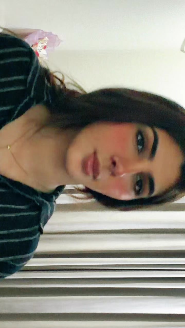 @Veeni