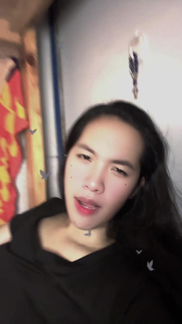 @🐼