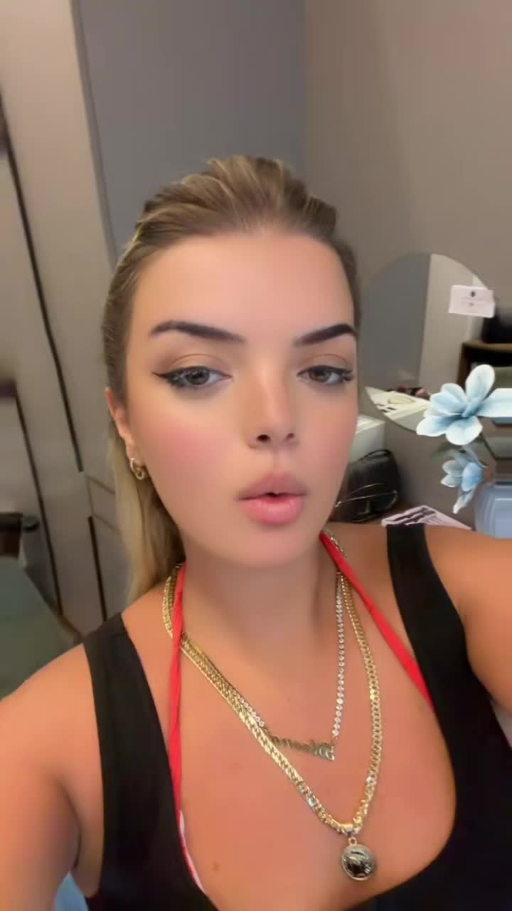 @bleonaaa