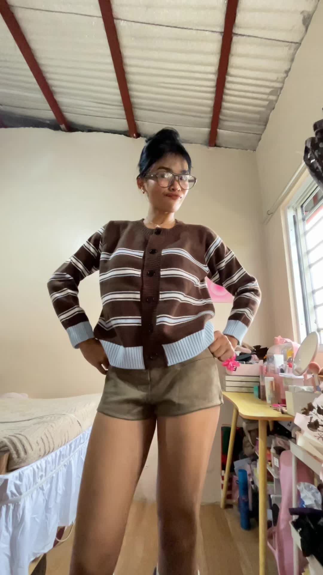 @@ishaaemeyyyy on ig