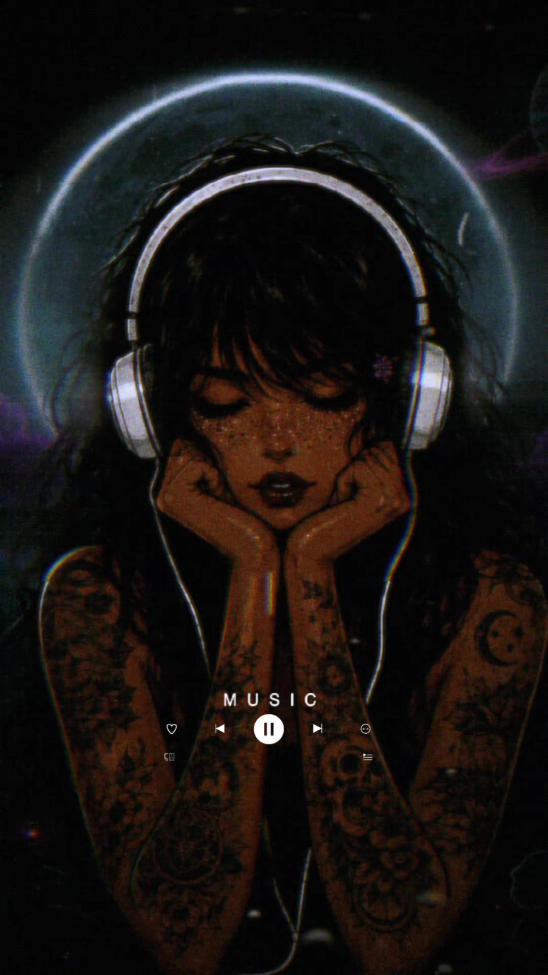@Luna 🌙🖤🥀