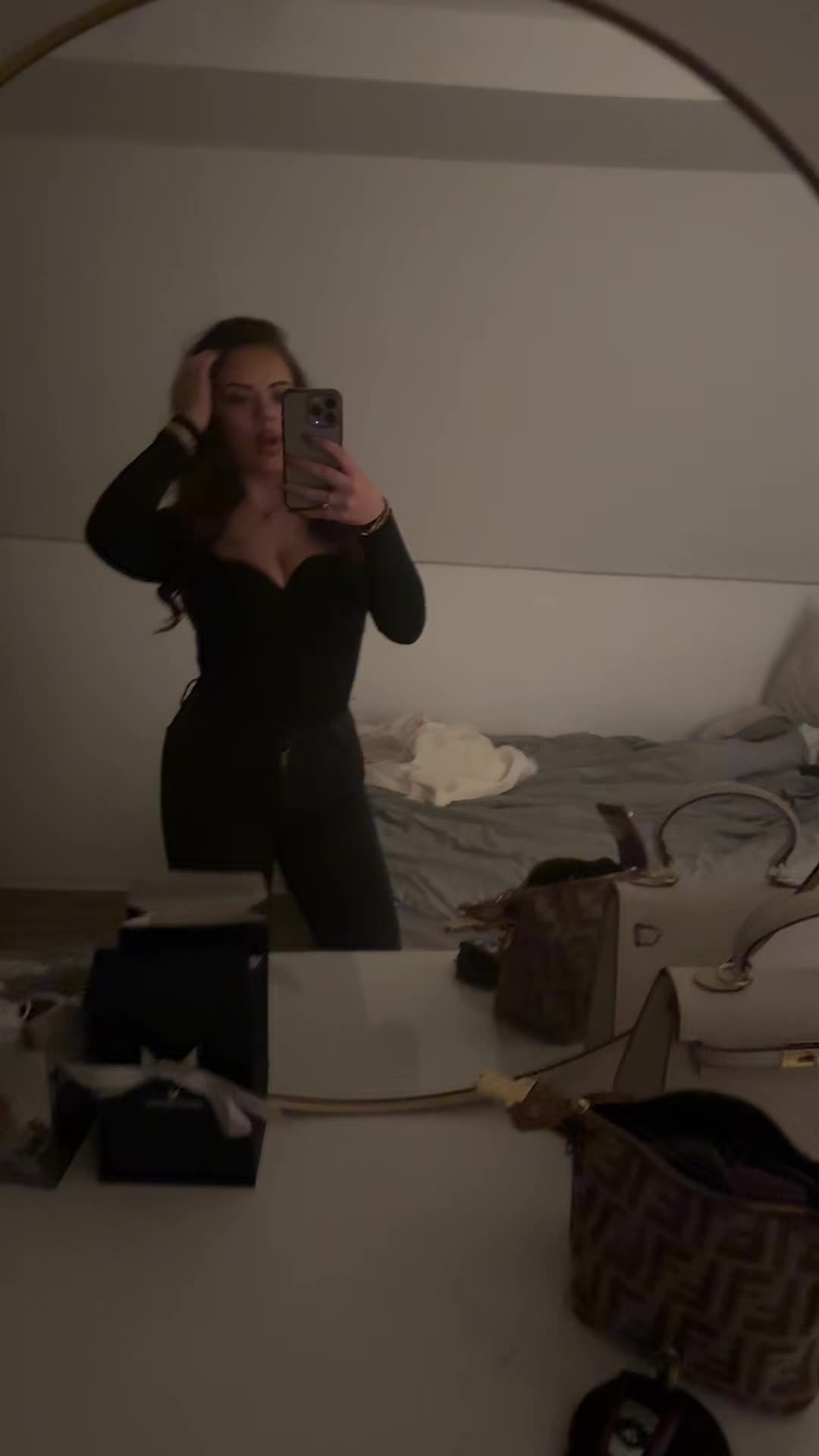 @fiona