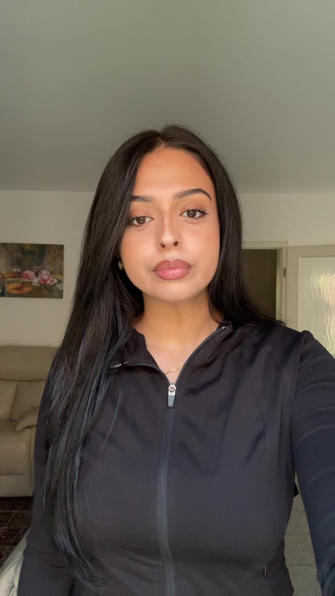 @komalgorayaofficial