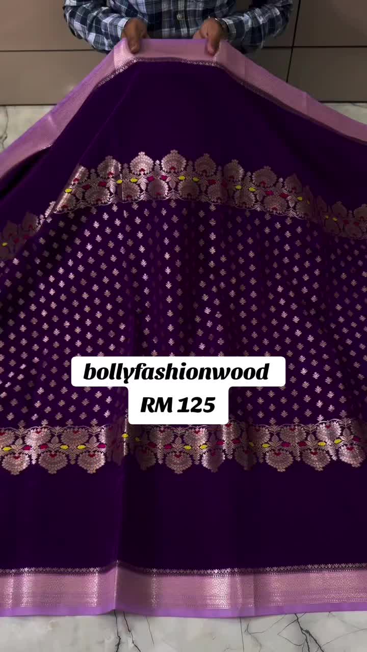 @BollyFashionWood