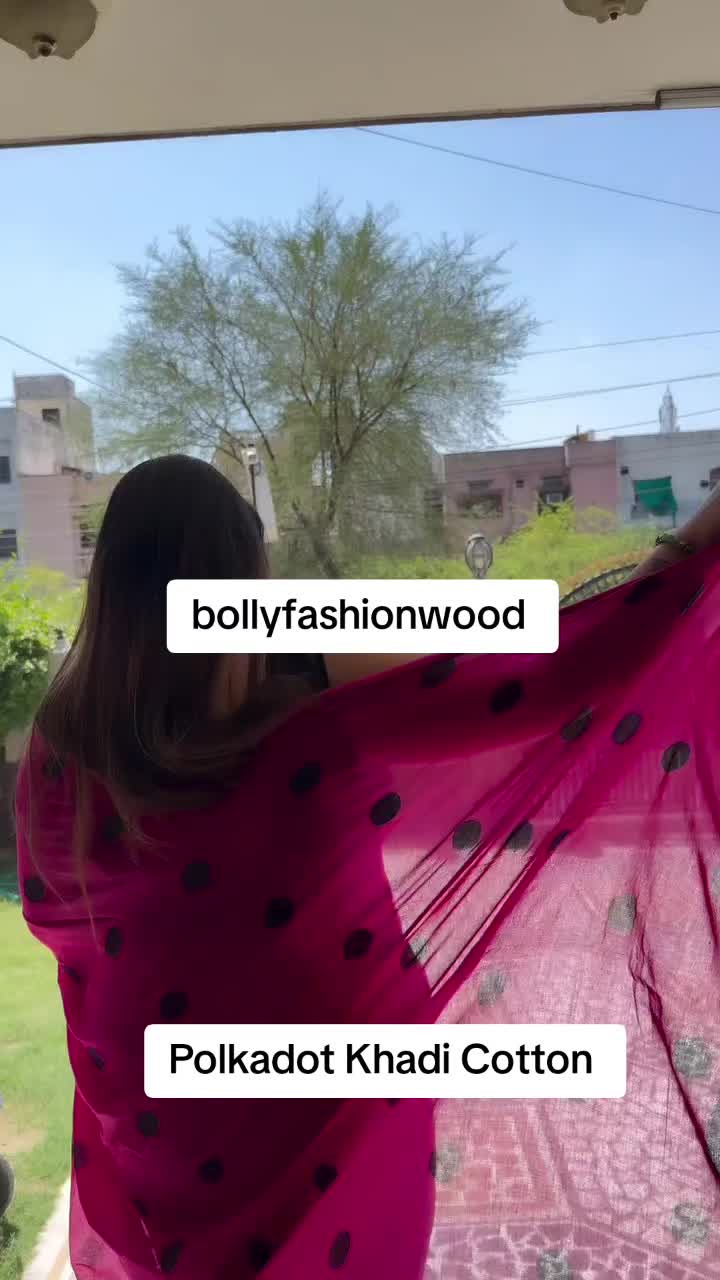 @BollyFashionWood