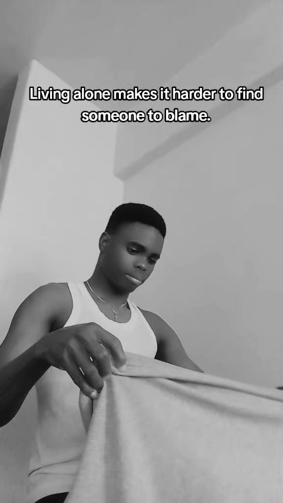 @BLEEDING SOUL💔😭🕊