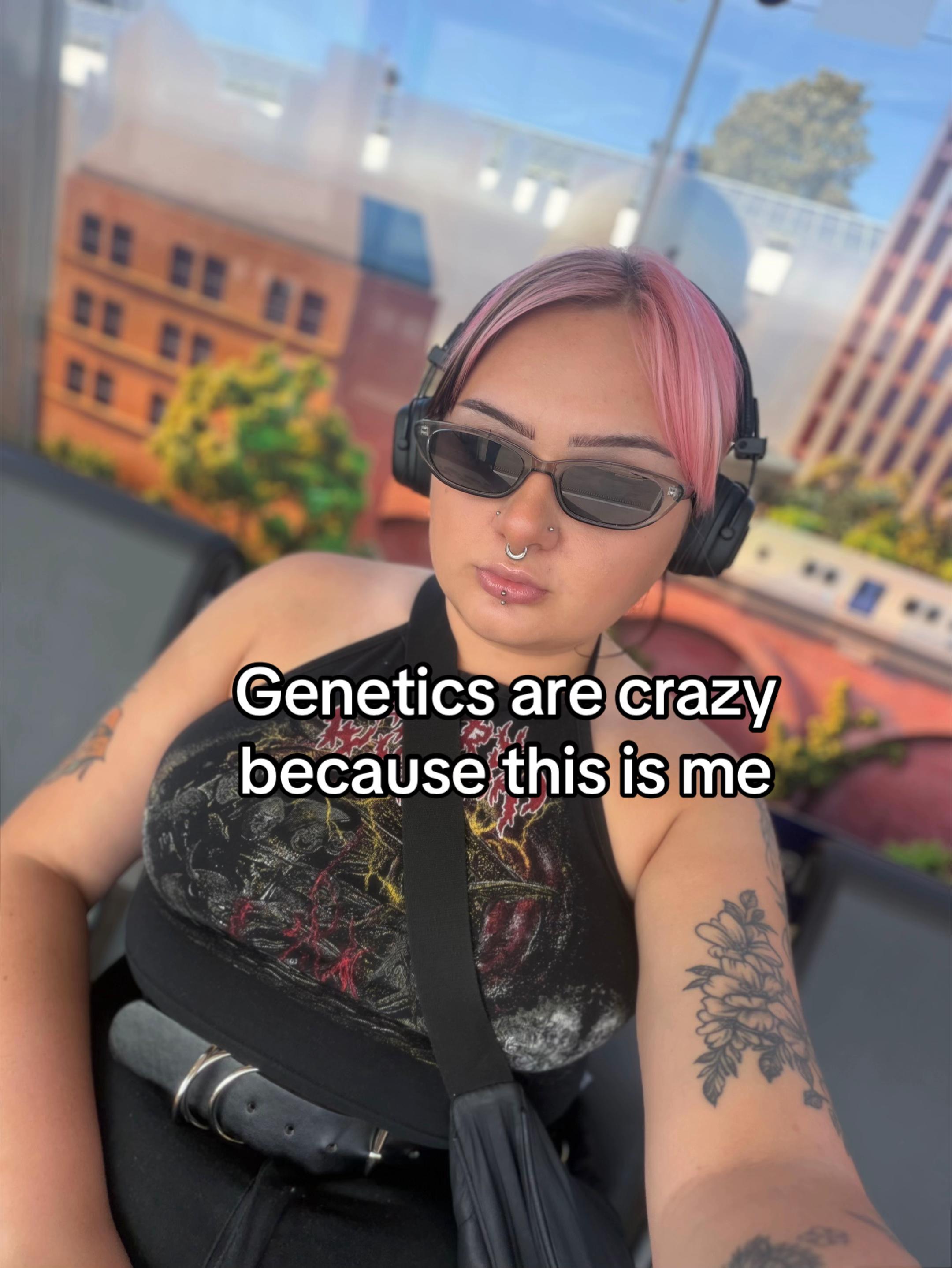 @girl_in_the_pit
