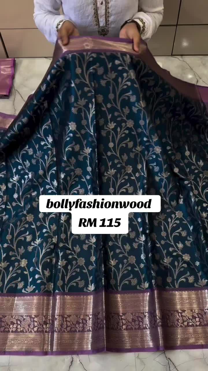 @BollyFashionWood