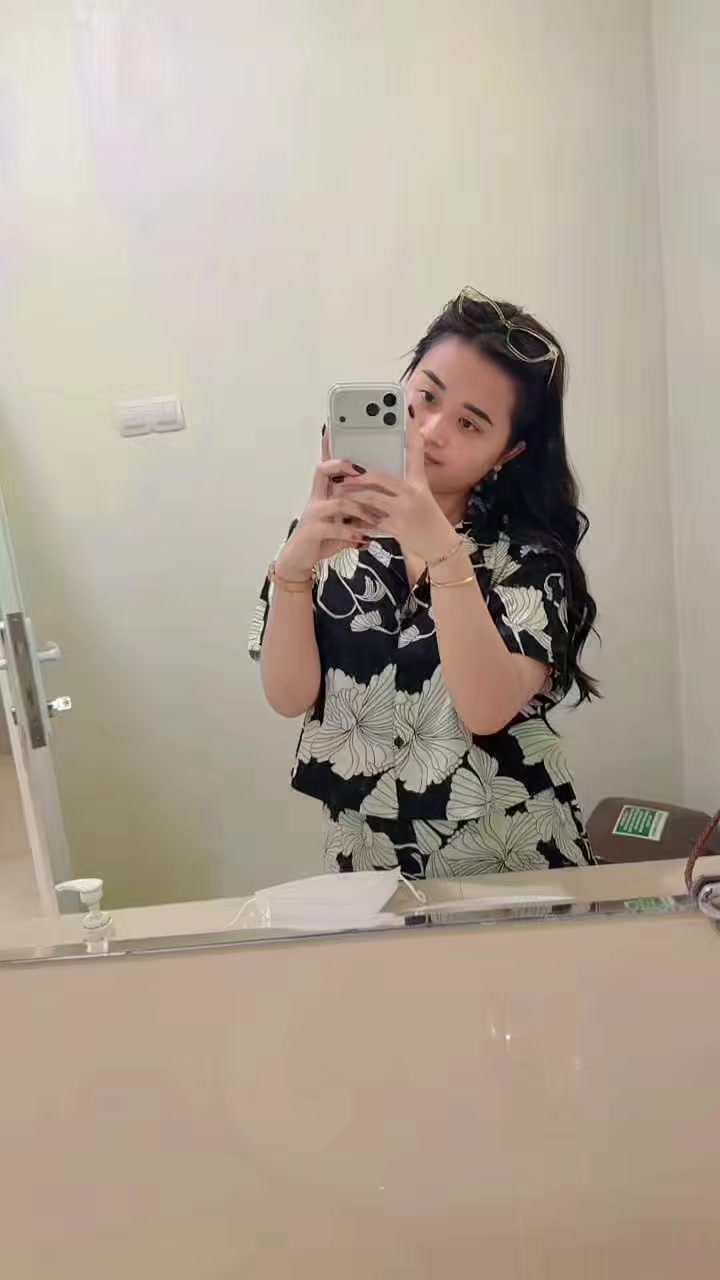 @Olala