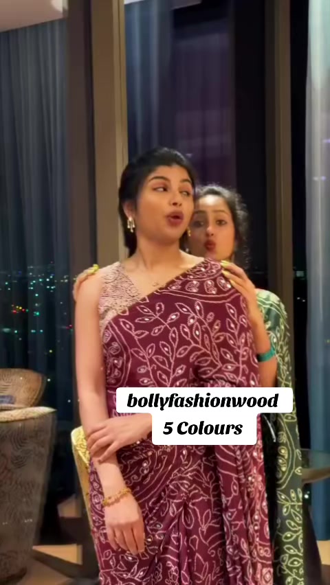 @BollyFashionWood