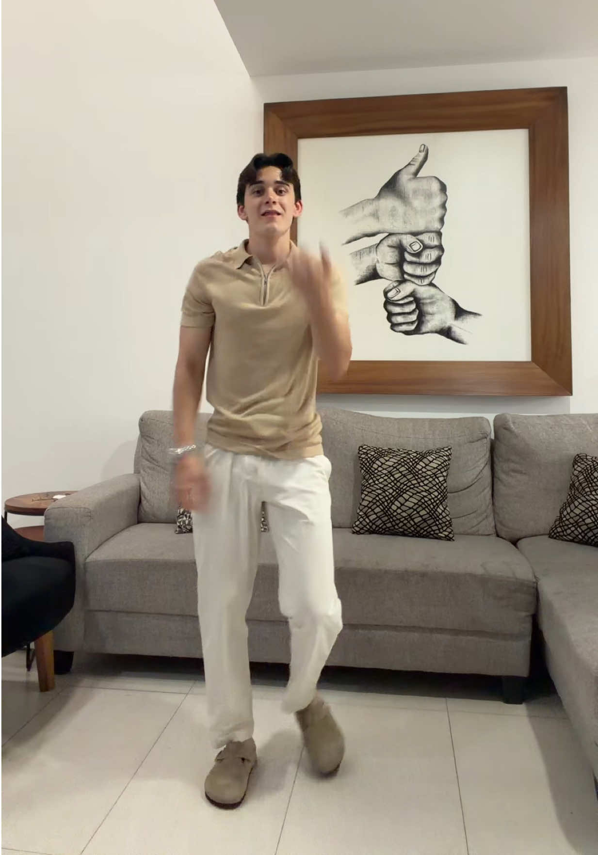 @Carlossllanes