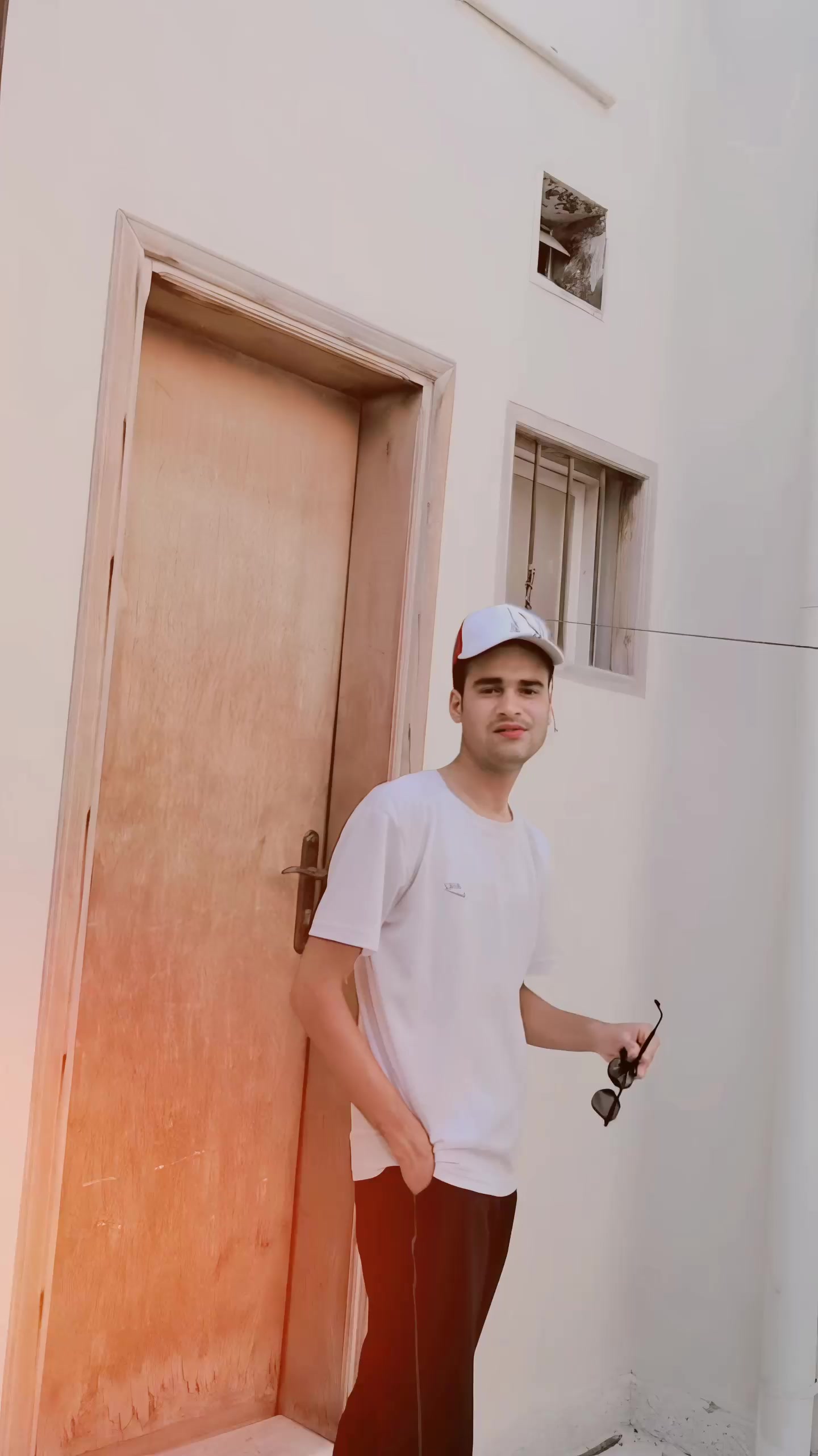 @꧁༒☬𝓜𝓻 𝓬𝓻𝓪𝔃𝔂 𝓫𝓸𝔂☬༒꧂