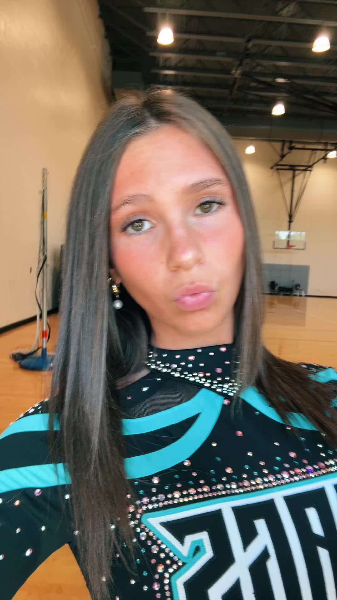 @zo 😚💝🤸🏼&zwj;♂️🌈💐