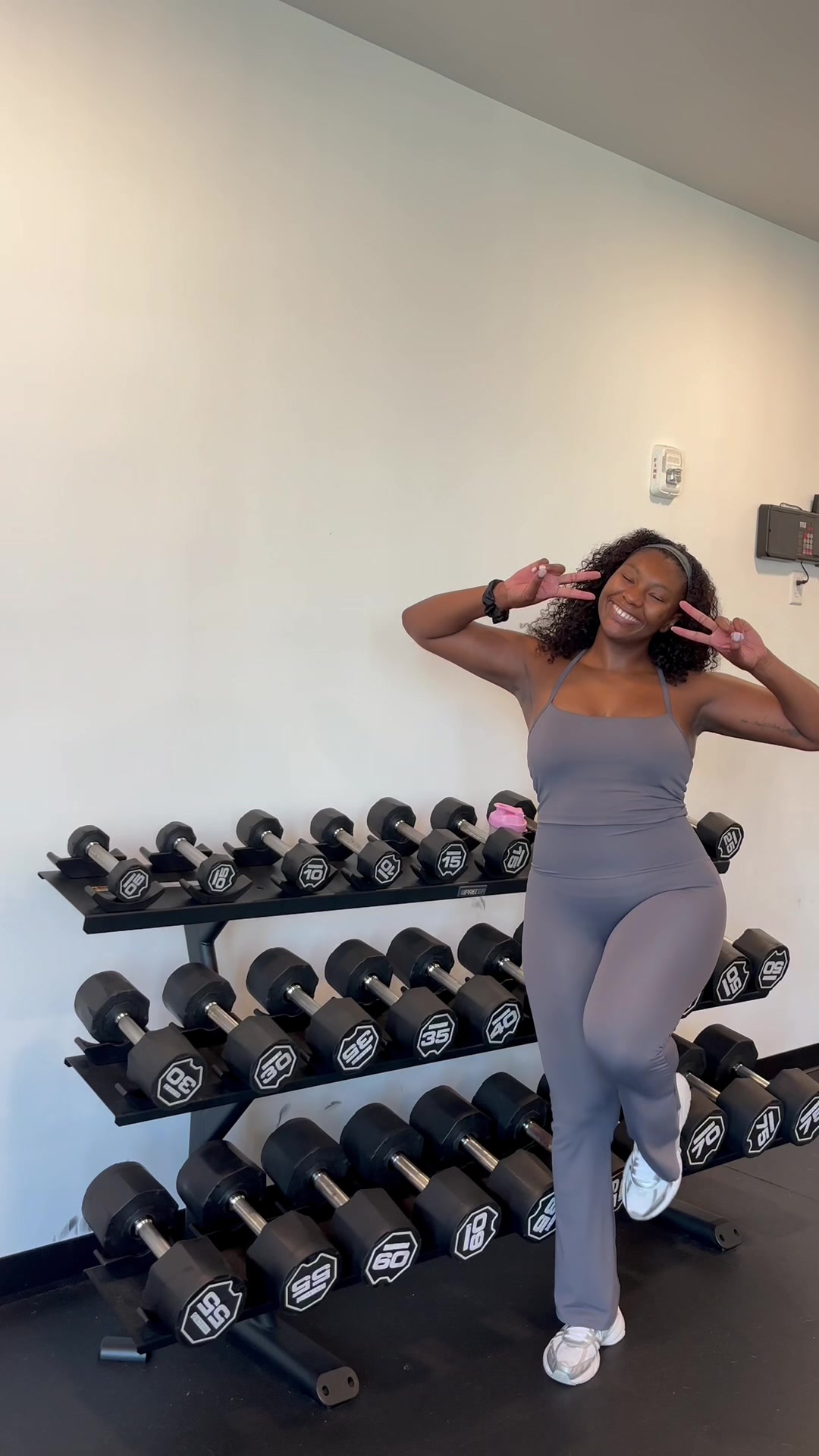 @jaydadenise___