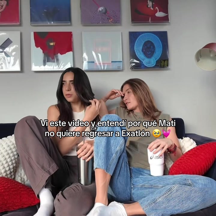 @<3