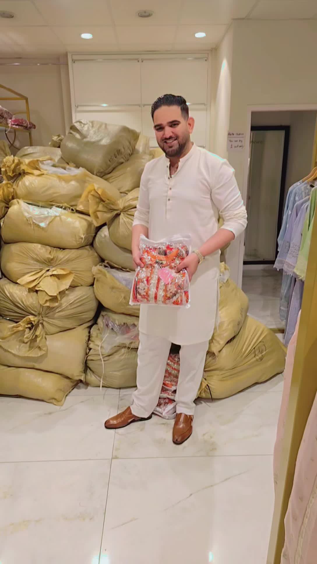 @ELEGANT BRANDS FARID