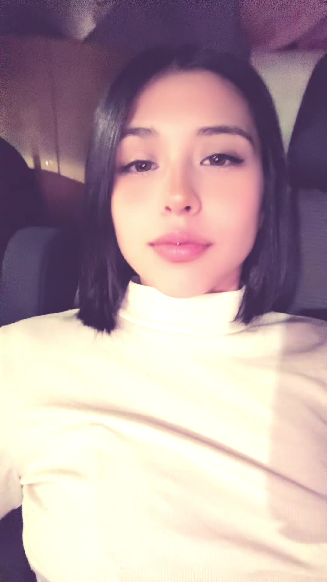 @Abruuduree