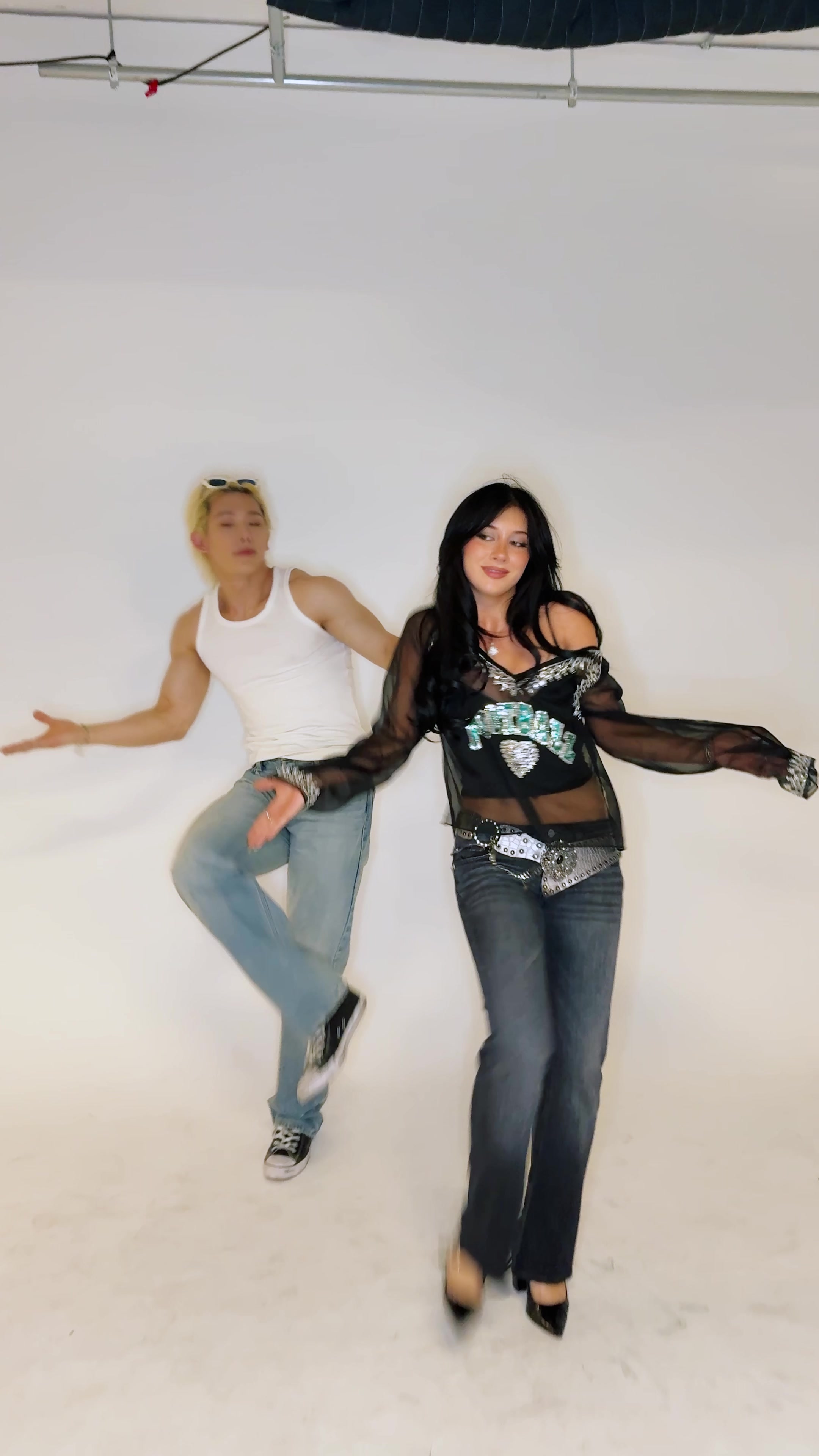 @WONHO Official