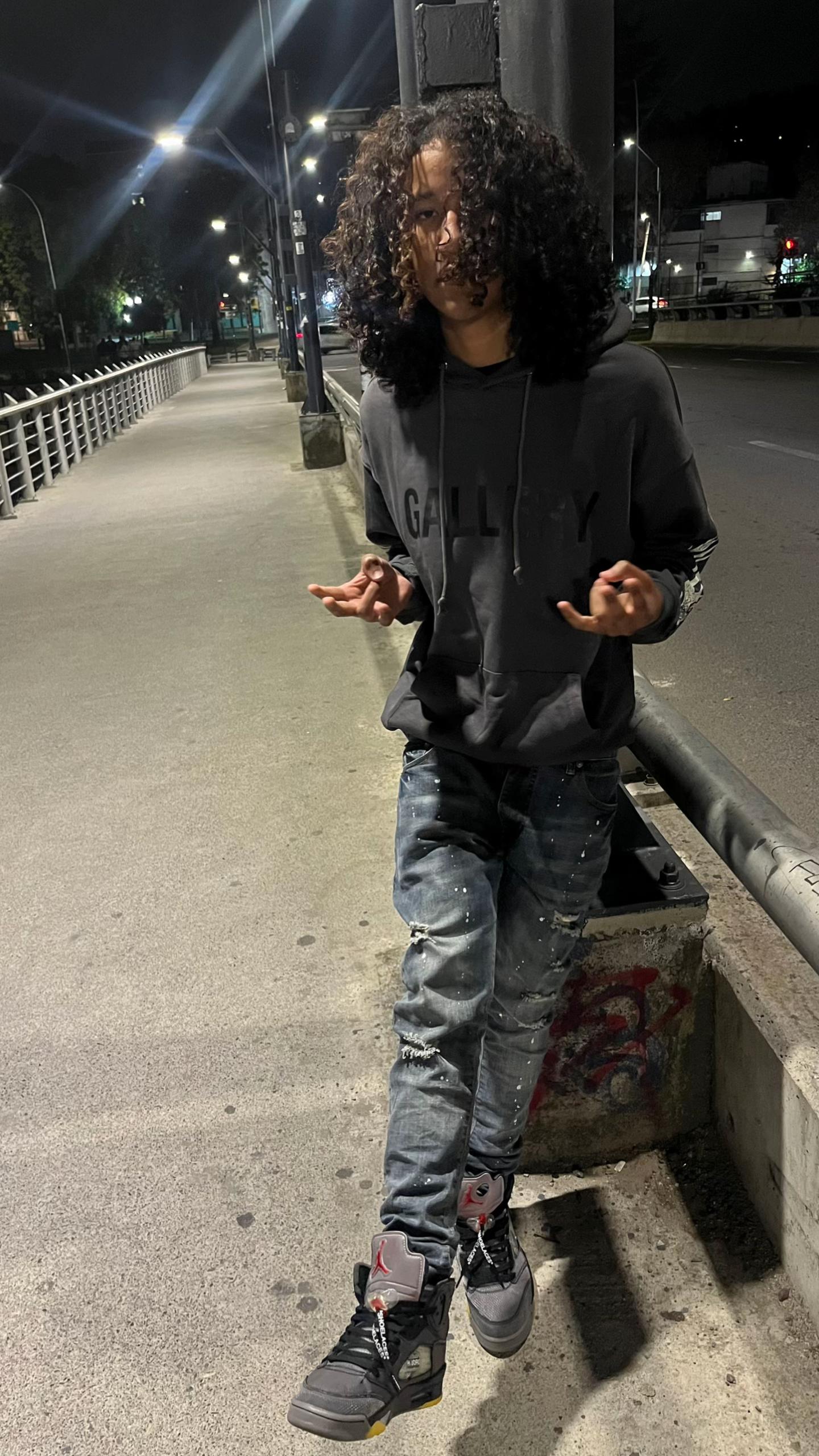 @ChUKYy❤️🖤