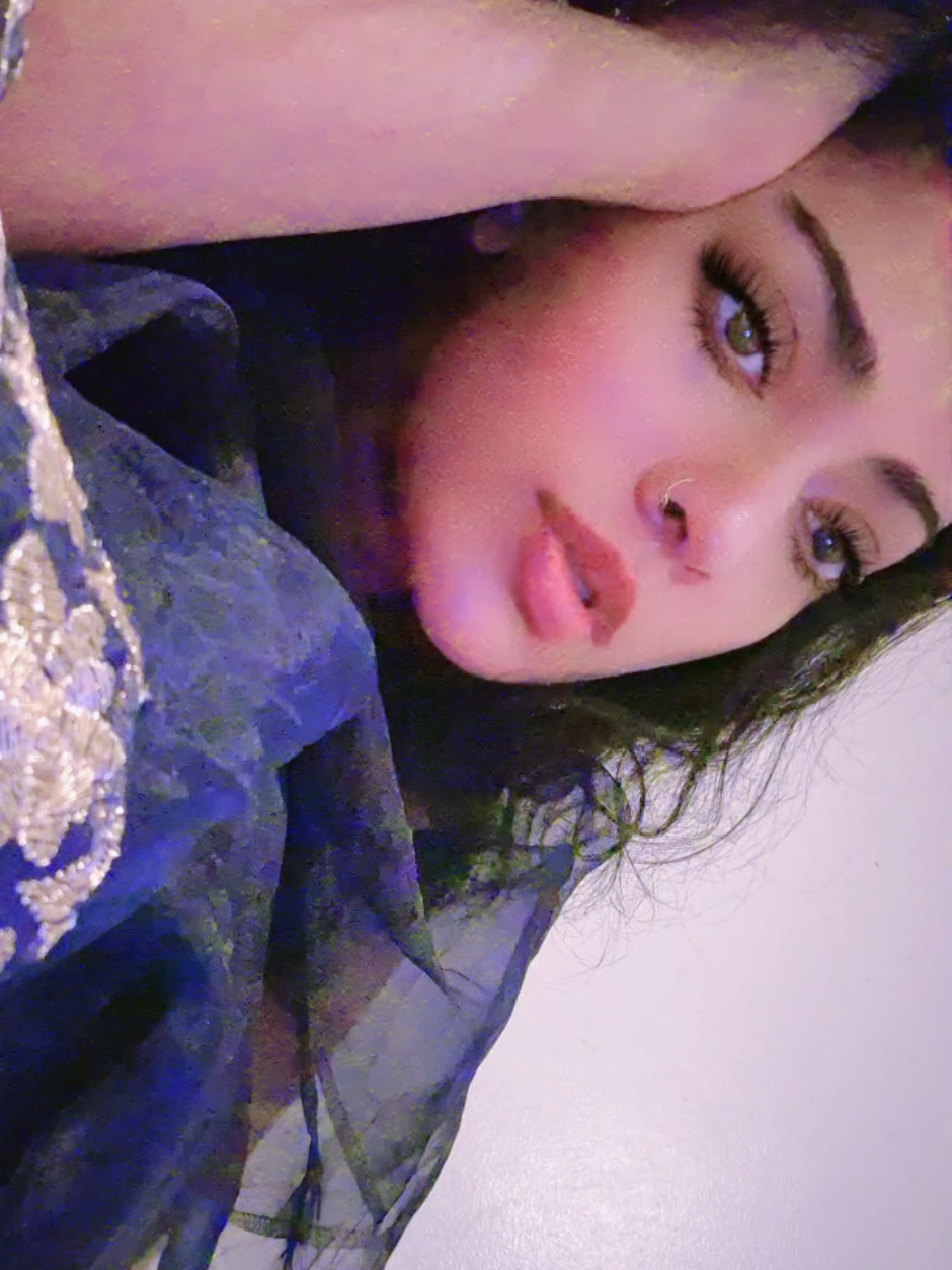 @haniya khan