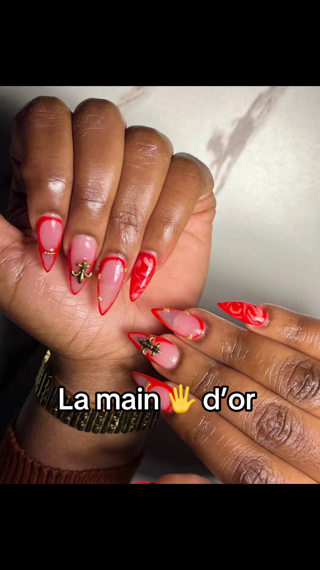 @La main 🖐️ d&rsquo;or le roi 🤴
