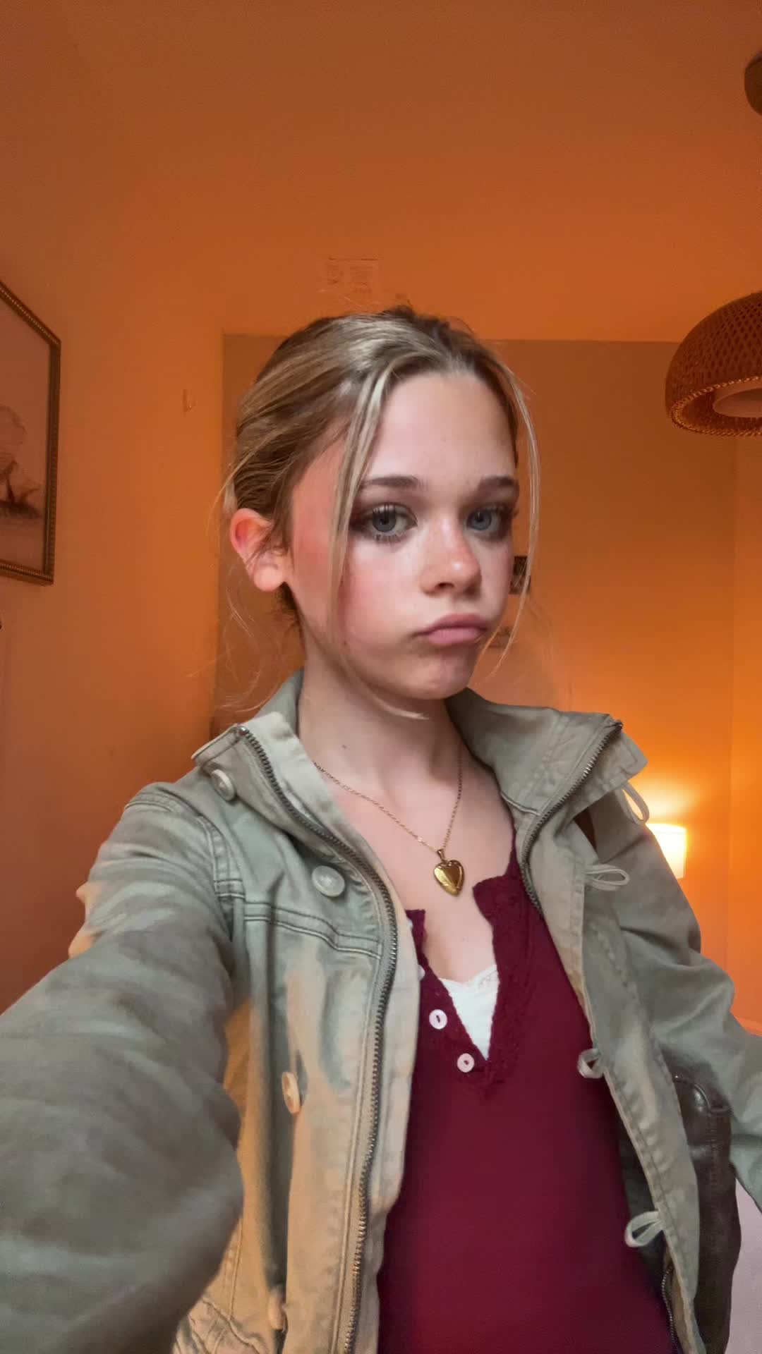 @𝓒𝓪𝓶𝓲🪽🧁🦢🩰