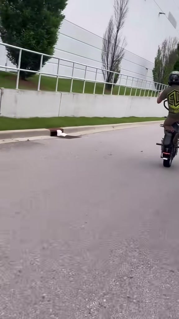 @Cody_cant_wheelie