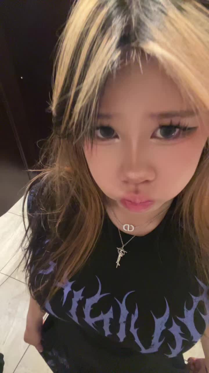 @Christina