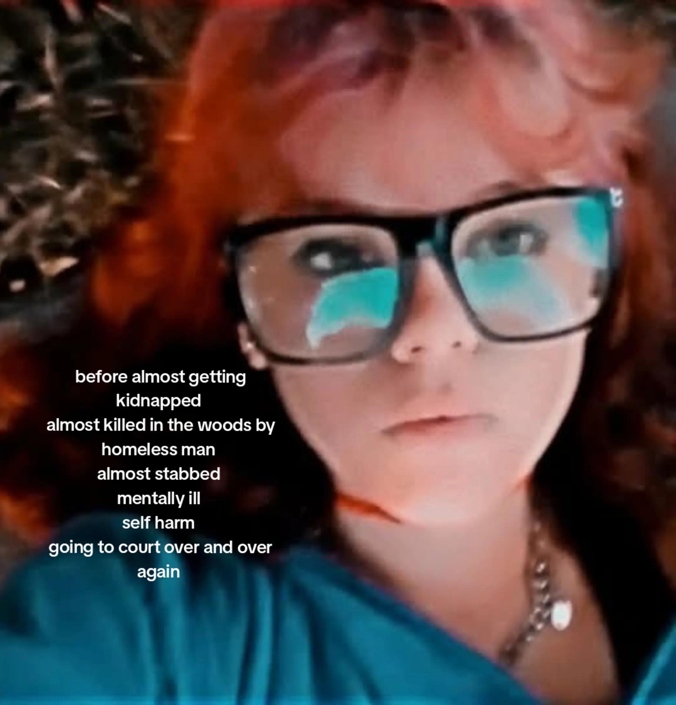 @dumbbunnyhayleyY