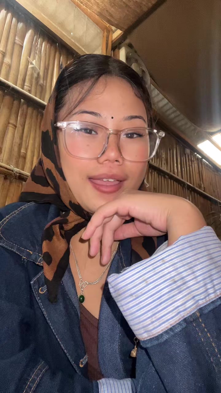 @सलिना 💜🍒