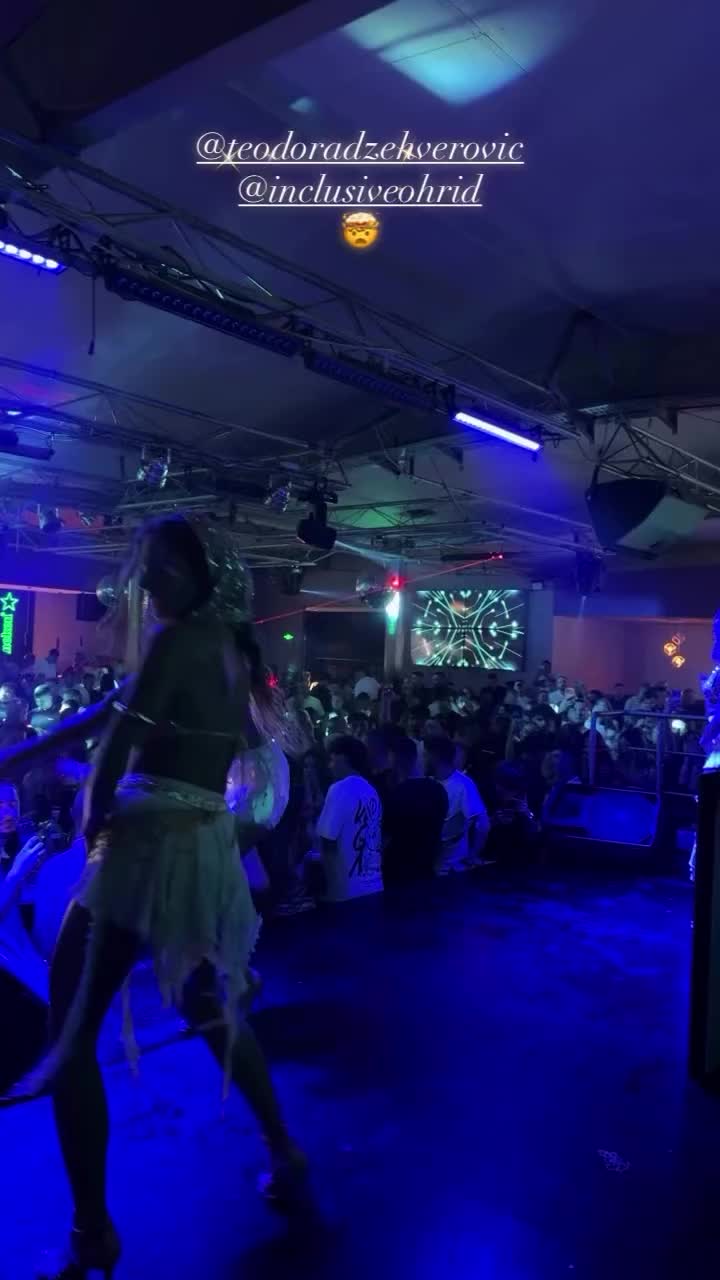 @nastupi_poznatih