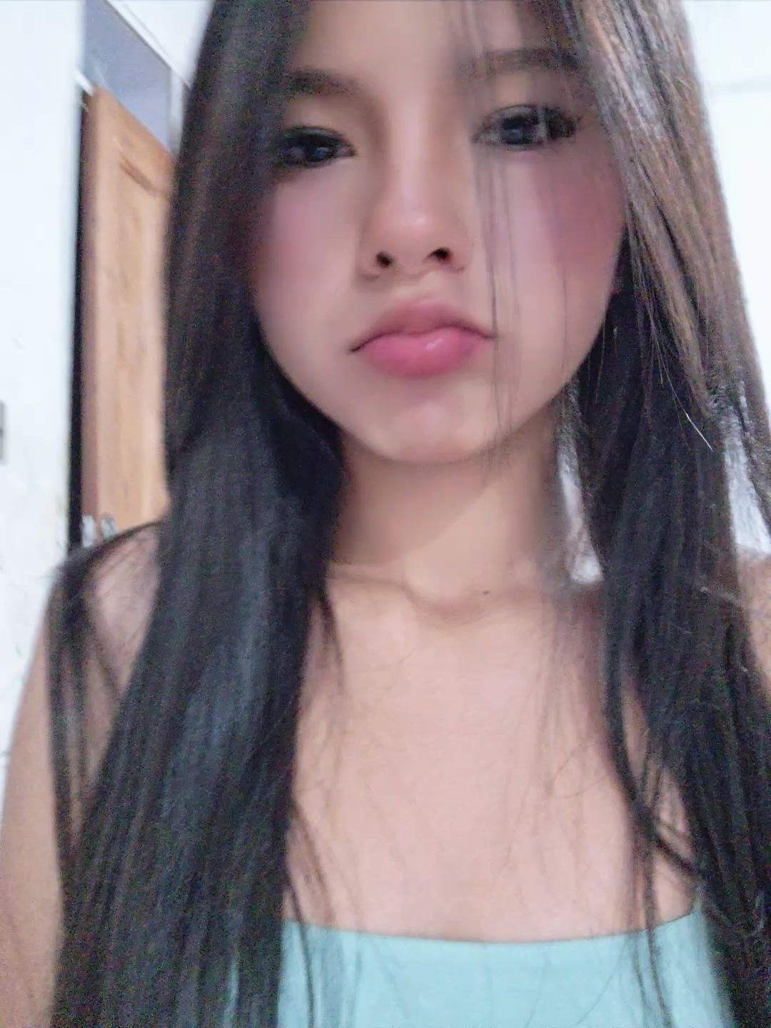 @celi_:>