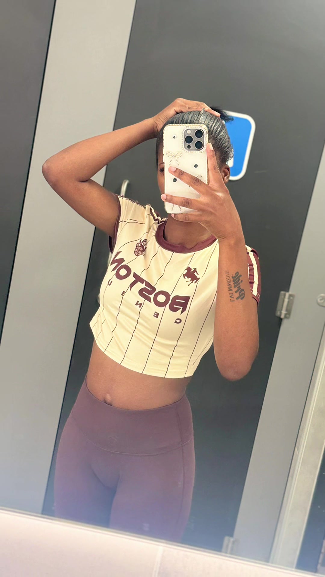 @flexypee🦋🍒