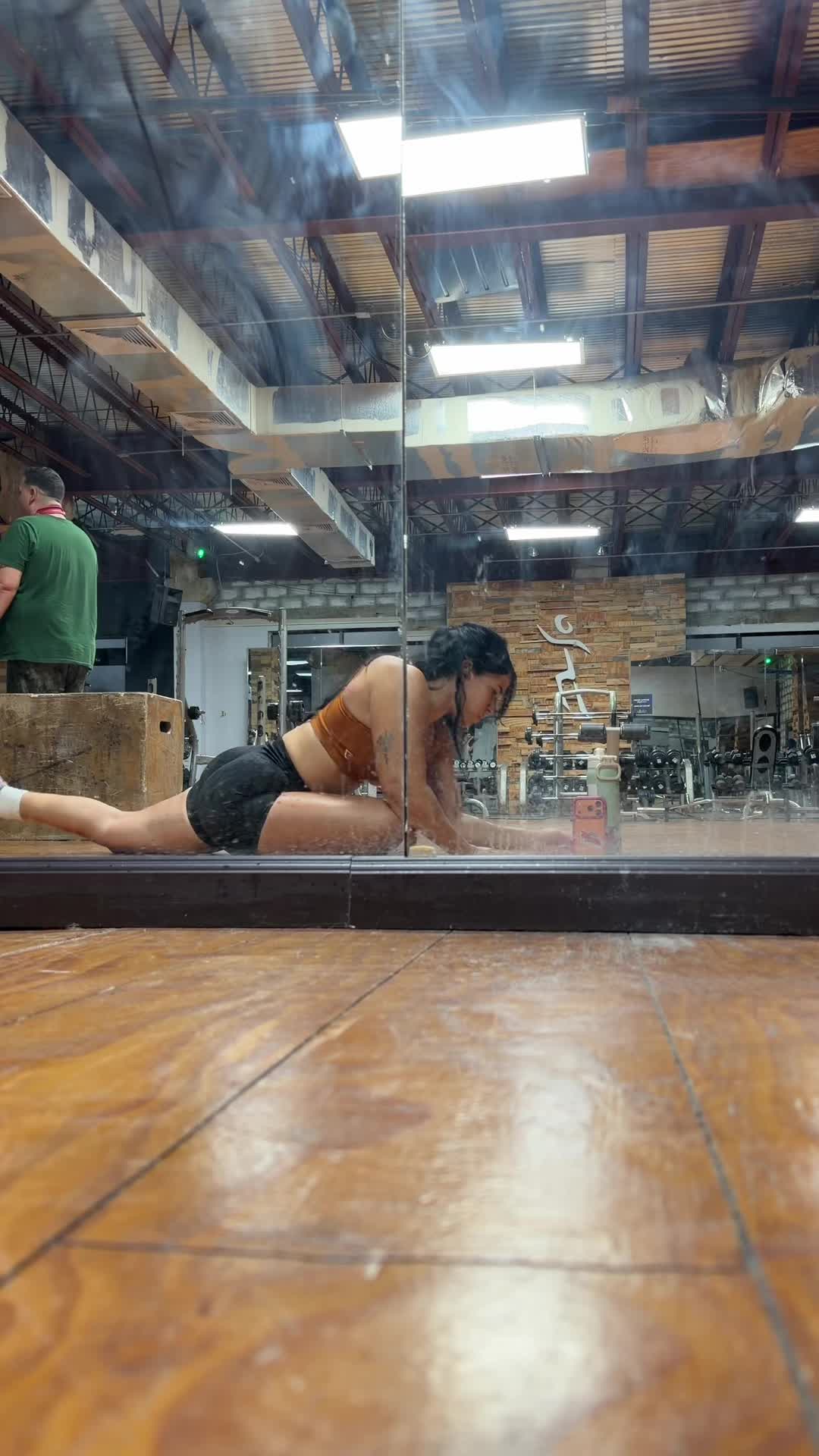 @Melissa L&oacute;pez Rosa