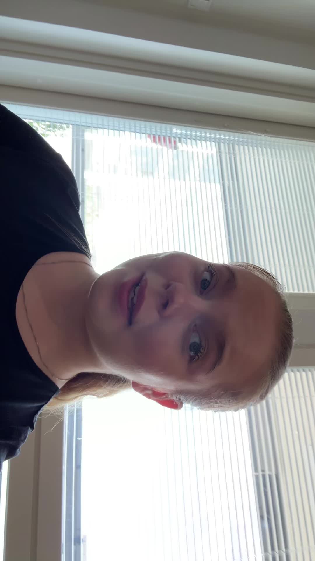 @Ella🤍🩷