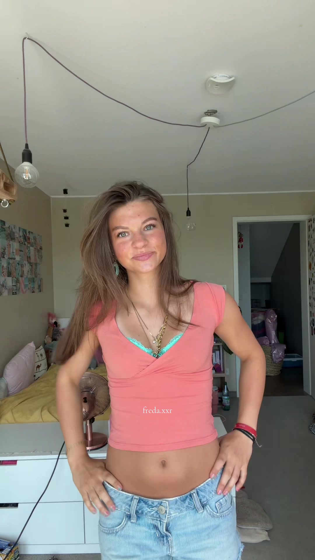 @freda.xxr