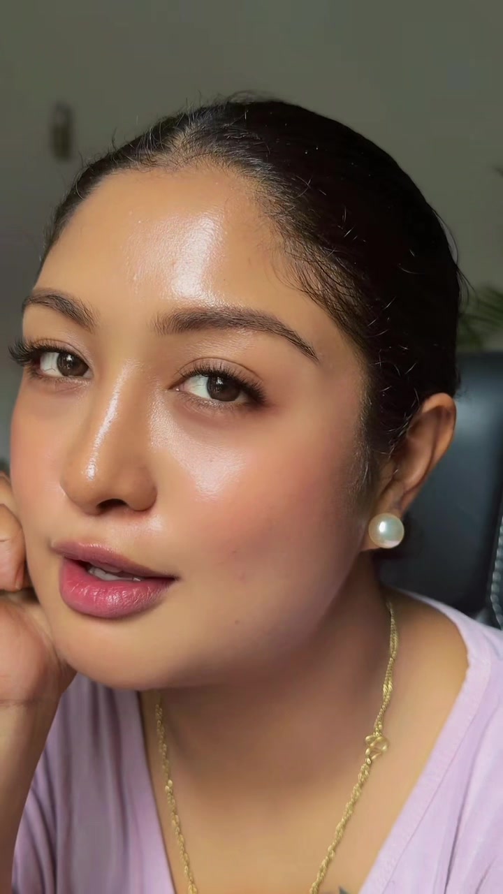 @Anuza shrestha 💜