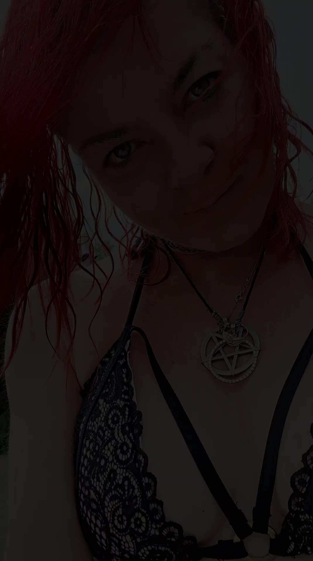 @Moncsy_P