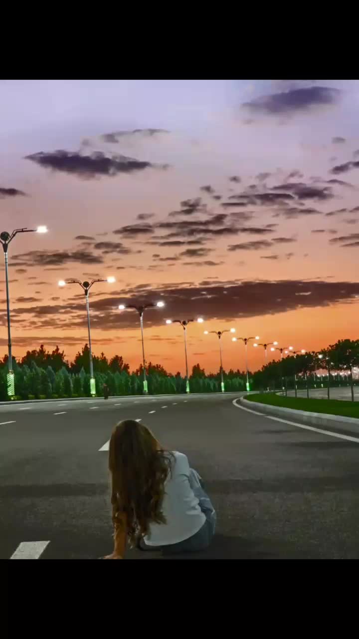 @Лунная  богиня ☆🥰