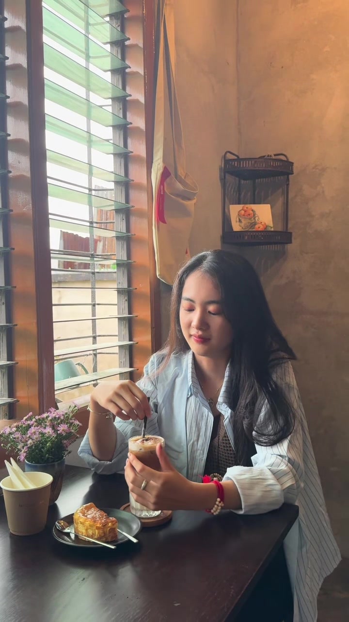 @Nang Mwe Phaung Kham