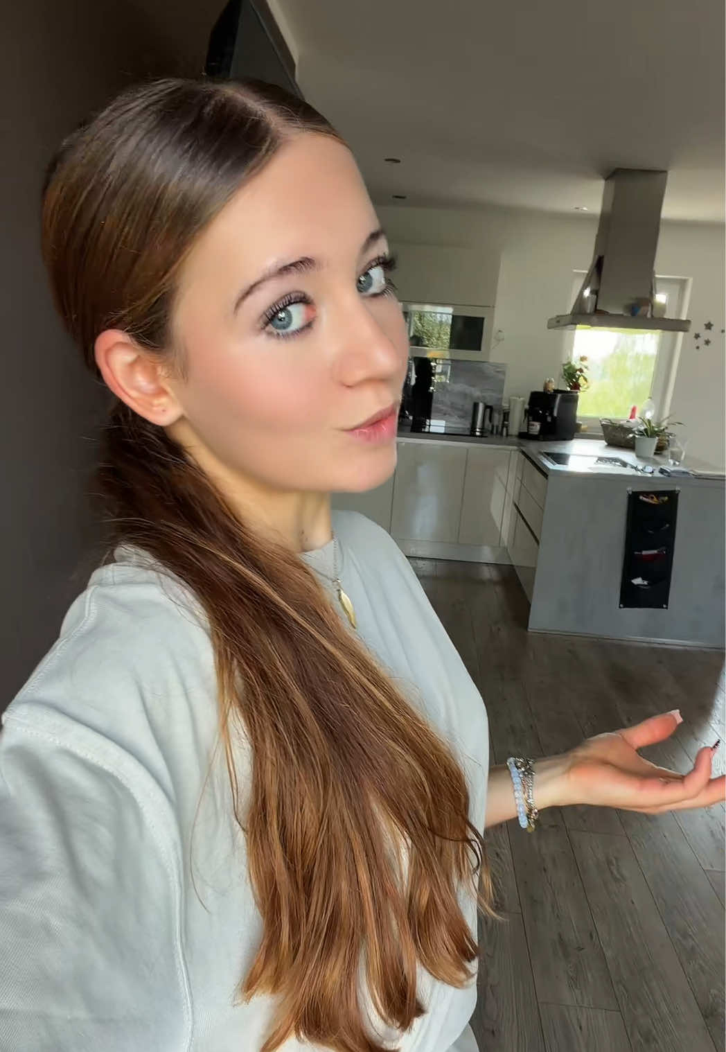 @LUNAAA