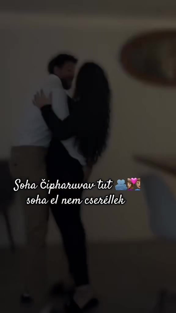 @𝒮𝒶𝓃𝒹𝓎𝓀𝒶 💋