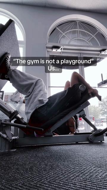 @LyssaLeedleLee