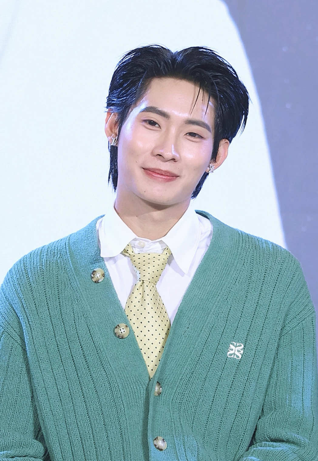 @𝙗𝙡𝙪𝙚𝙘𝙖𝙣𝙙𝙮𝙛𝙡𝙤𝙨𝙨.♡
