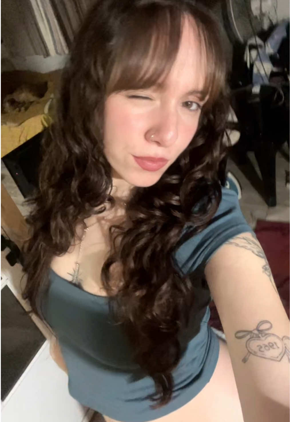 @gintonicc__