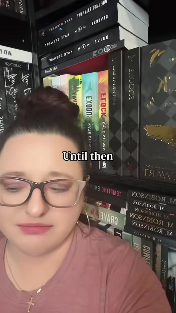 @Hollie Bookish PA