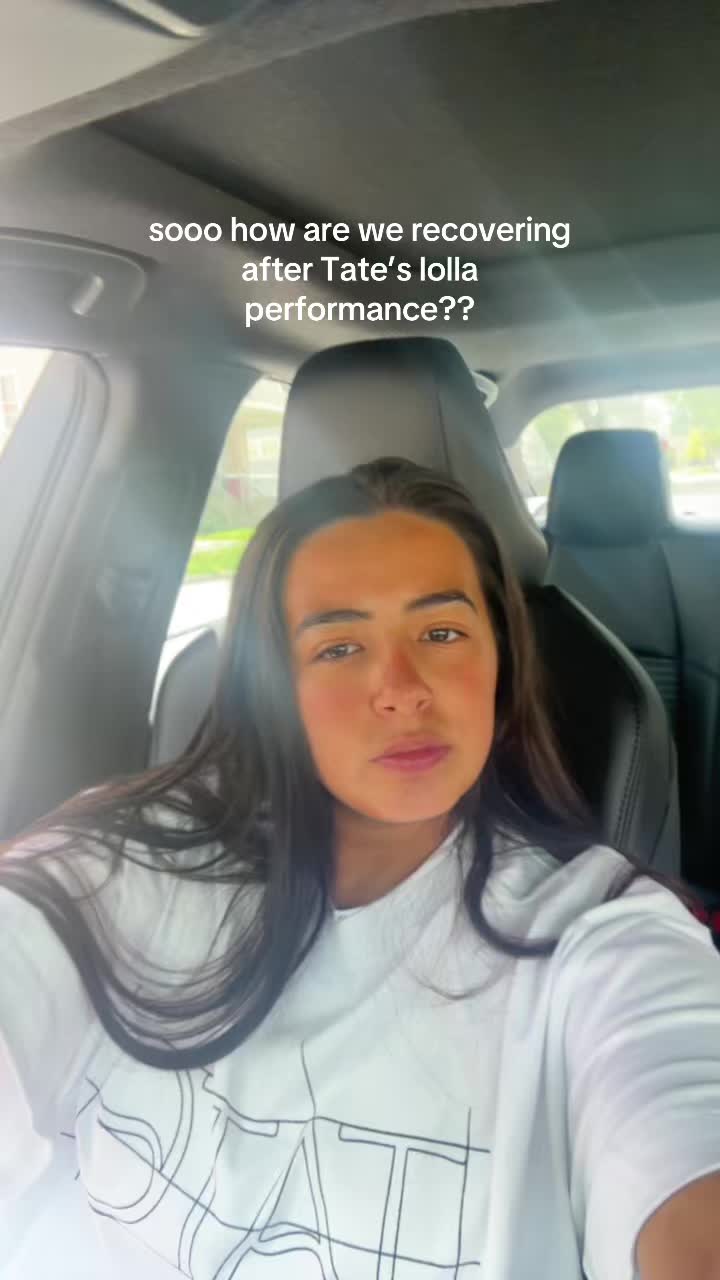 @Angelina&trade;️