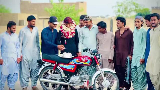 @زندہ شاکاکھکھ