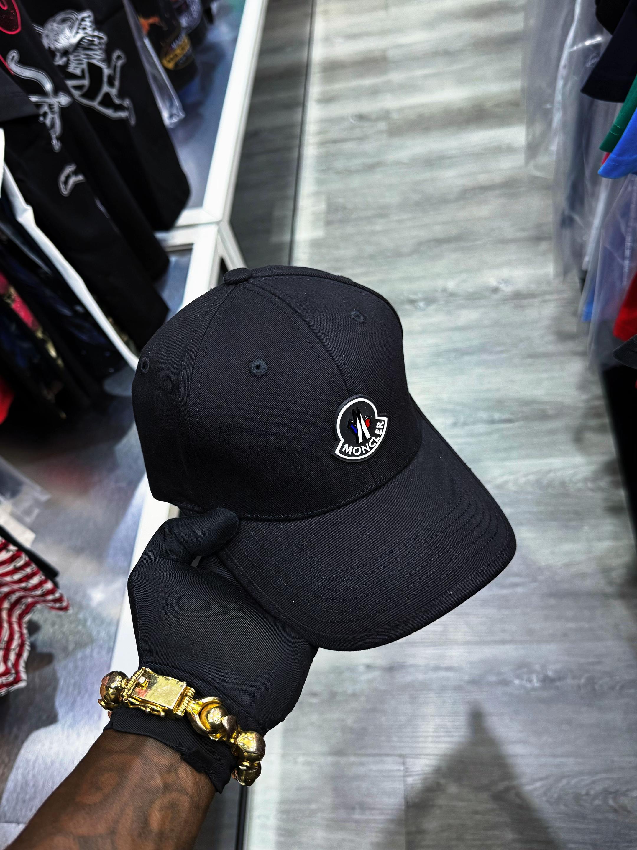 @Thechaserfashion